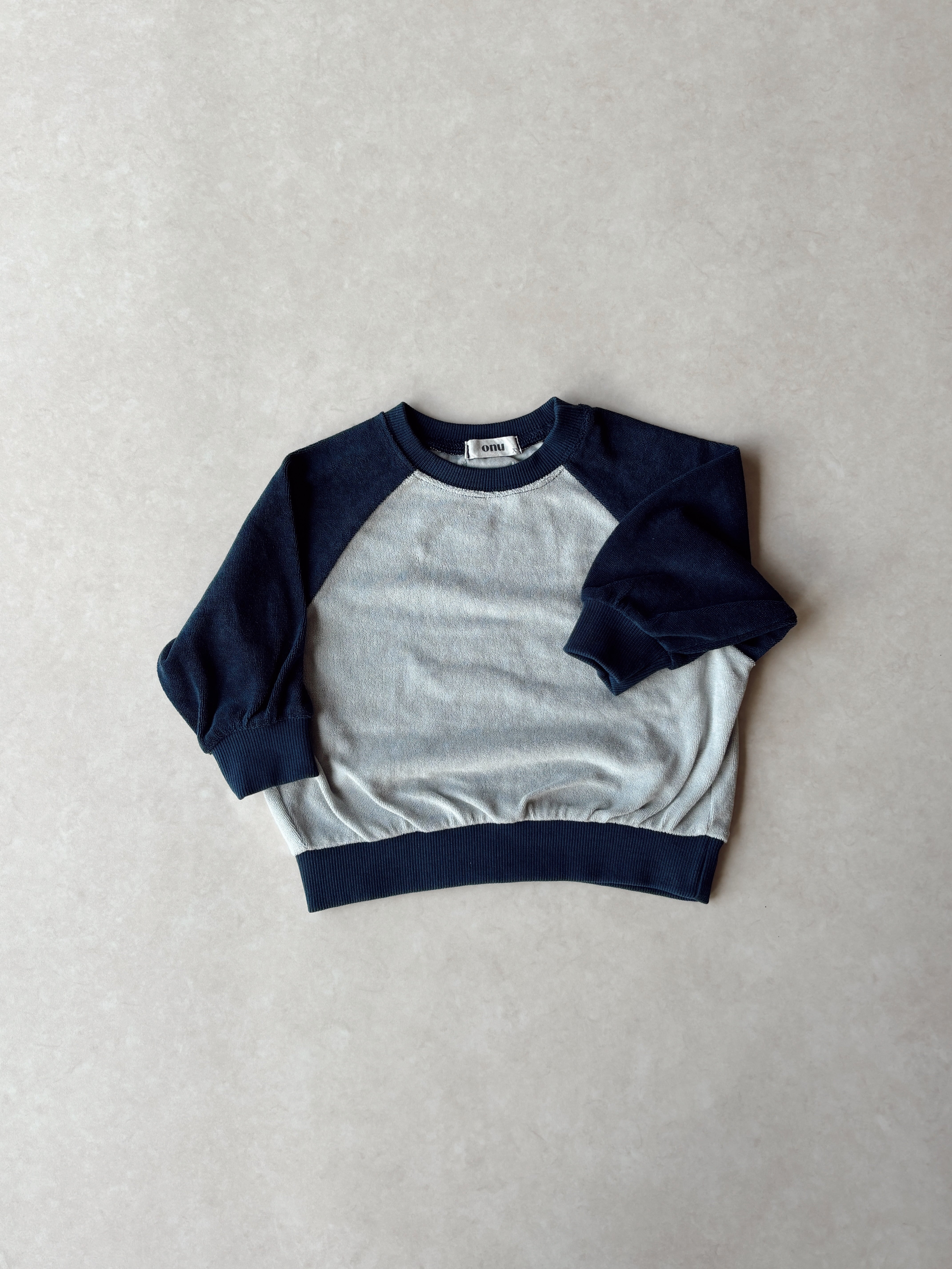 Castella sweatshirt