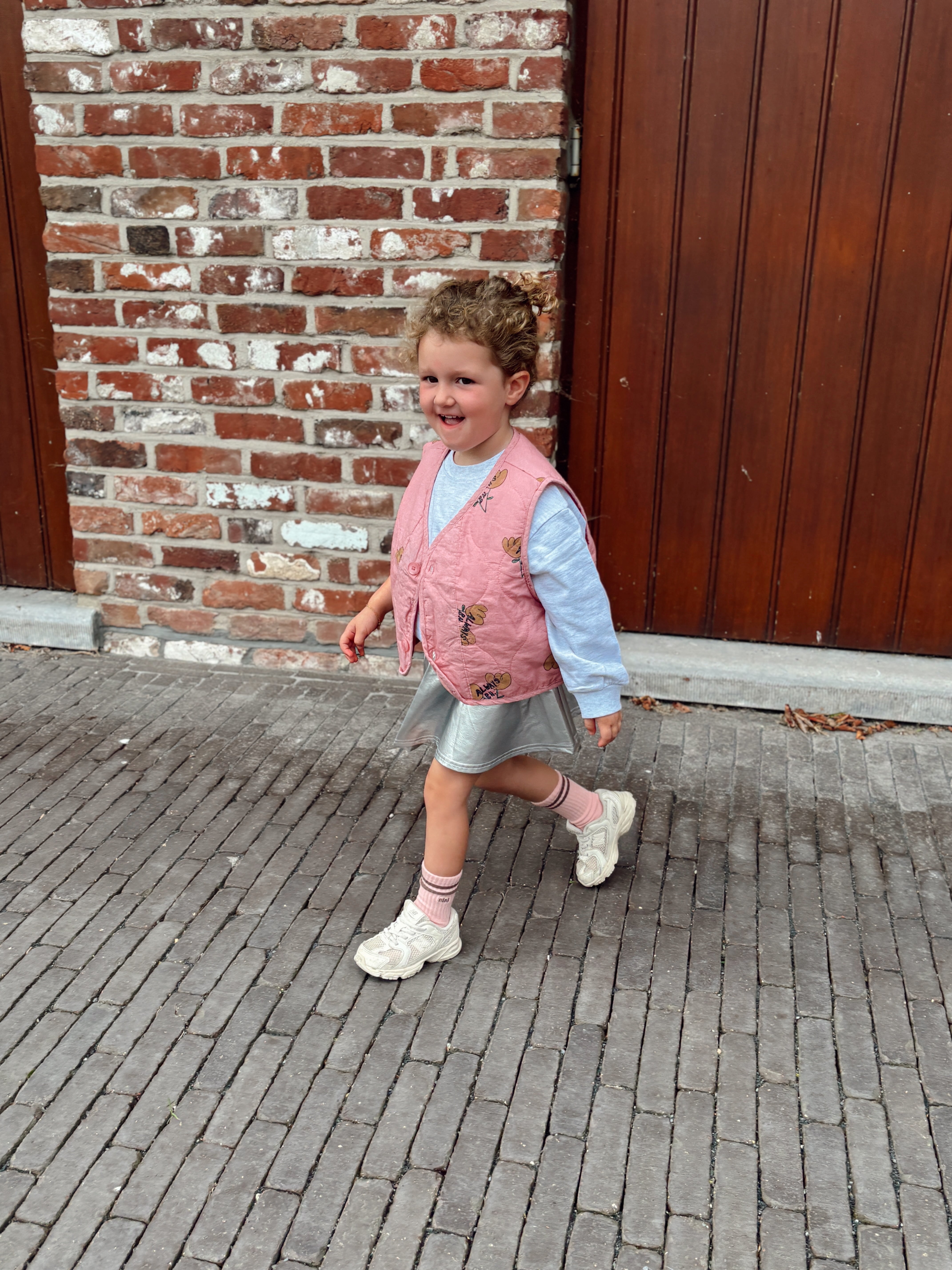 Always flower vest