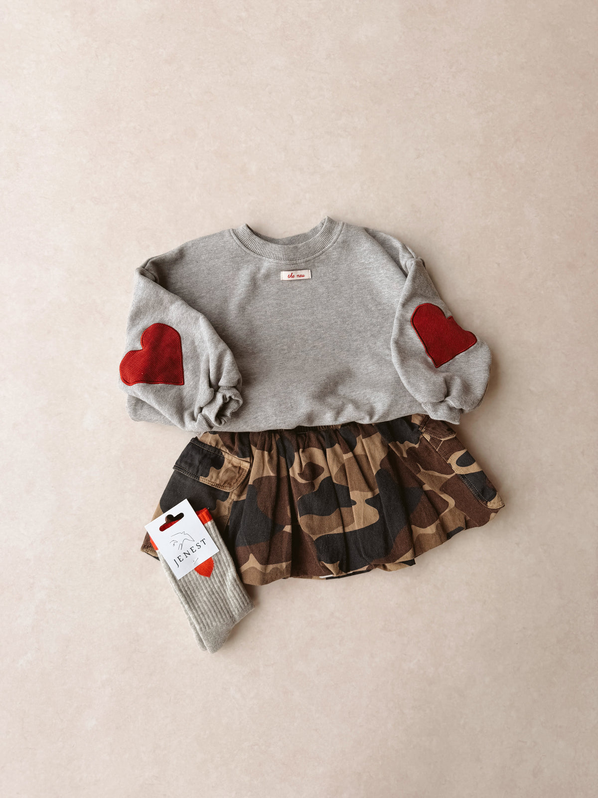 Heart patch sweatshirt